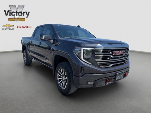 Used 2023 GMC Sierra 1500 AT4 AWD/4WD image 8