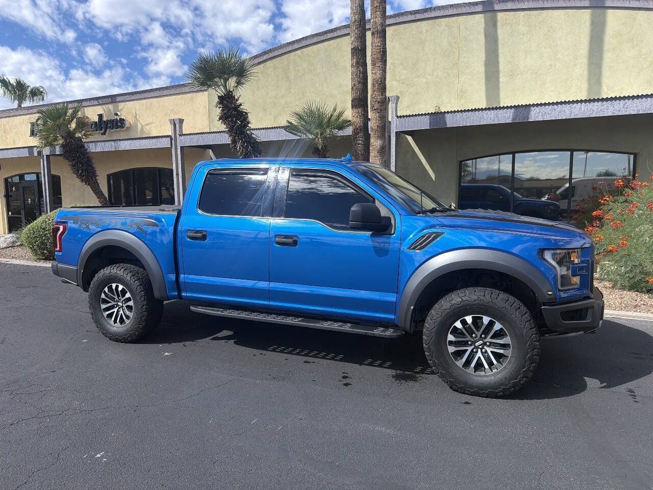 Used 2019 Ford F150 Raptor AWD/4WD image 12