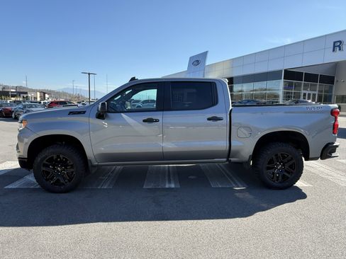 Used 2024 Chevrolet Silverado 1500 LT Trail Boss w/ LT Trail Boss Premium Package AWD/4WD image 8
