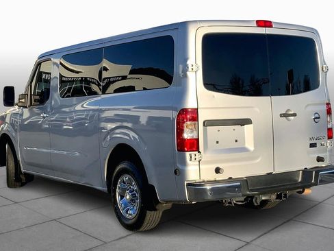 Used 2016 Nissan NV 3500 SL image 11