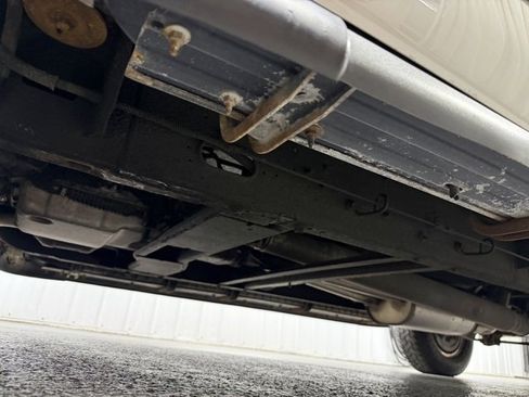 Used 1999 Chevrolet Suburban 2WD image 28