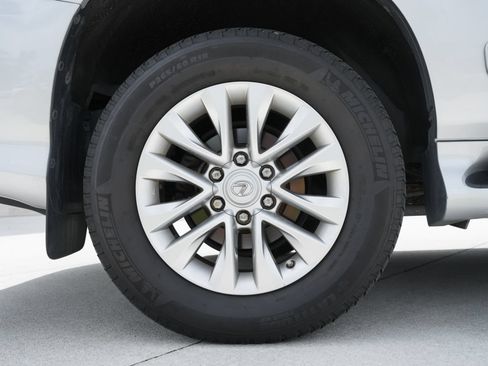 Used 2014 Lexus GX 460 w/ Premium Package AWD/4WD image 13