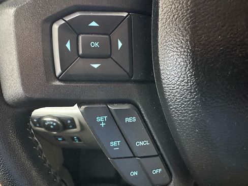 Used 2020 Ford F150 XLT w/ Equipment Group 302A Luxury AWD/4WD image 40