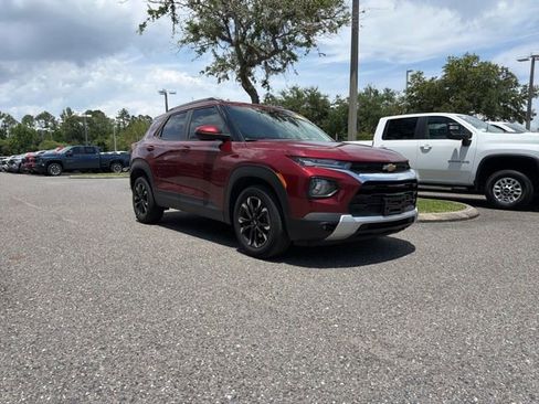 Certified 2023 Chevrolet TrailBlazer LT w/ Convenience Package FWD image 1