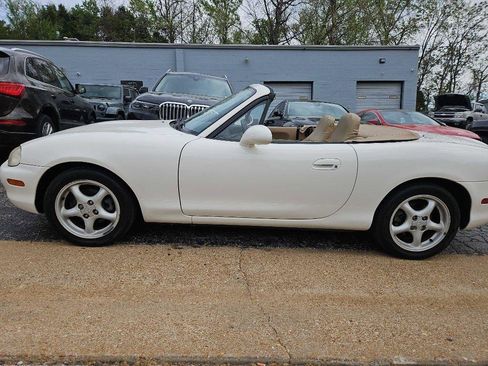Used 1999 MAZDA MX-5 Miata image 18
