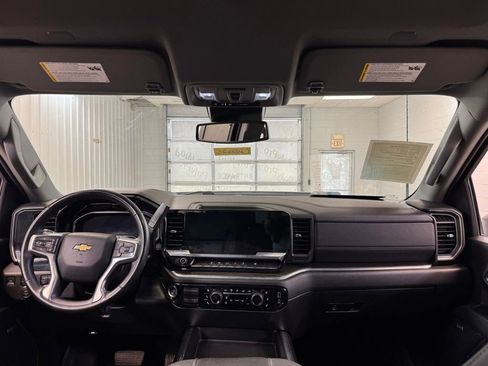 Used 2024 Chevrolet Silverado 2500 LTZ w/ LTZ Plus Package AWD/4WD image 22