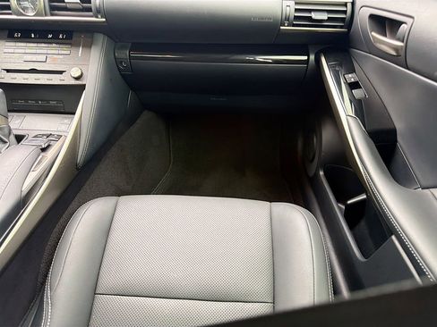 Used 2020 Lexus IS 300 w/ Navigation Package RWD image 17