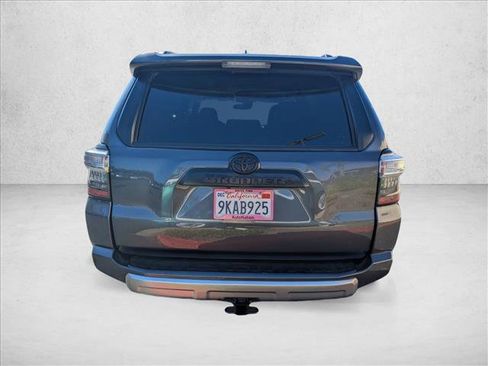 Used 2022 Toyota 4Runner TRD Off-Road image 7