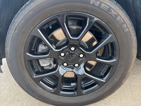 Used 2023 Jeep Compass Altitude image 12