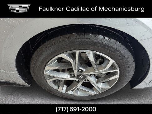 Used 2023 Hyundai Sonata SEL w/ Convenience Package FWD image 8