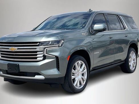 Used 2023 Chevrolet Tahoe High Country w/ Premium Package 2 AWD/4WD image 2