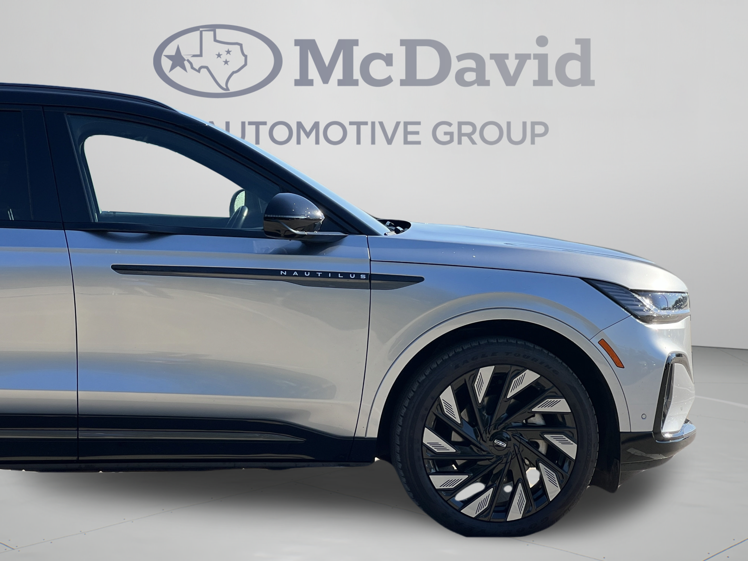 Used 2024 Lincoln Nautilus Reserve w/ Equipment Group 202A AWD/4WD image 35