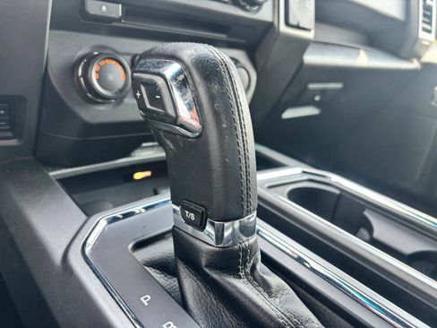 Used 2015 Ford F150 XLT w/ Equipment Group 302A Luxury AWD/4WD image 26