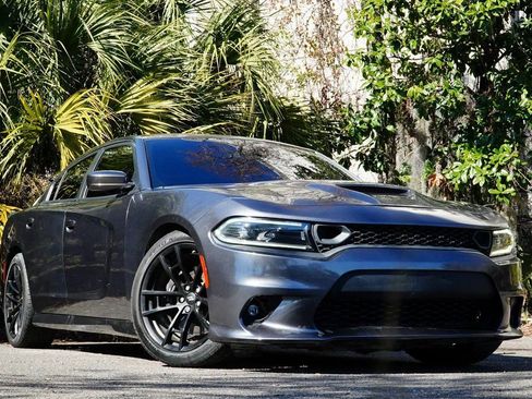 Used 2022 Dodge Charger Scat Pack w/ Daytona Edition Group image 2