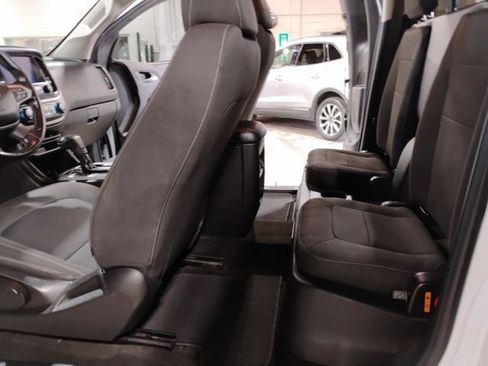 Used 2018 Chevrolet Colorado LT image 19