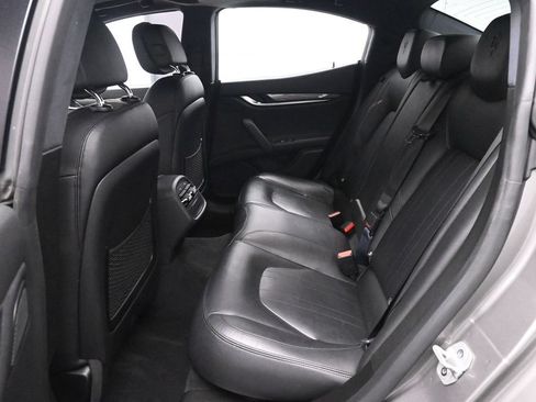 Used 2021 Maserati Ghibli S RWD image 14