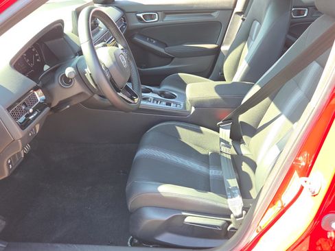 Used 2023 Honda Civic Sport image 12
