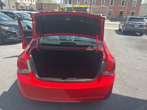 Used 2014 Chevrolet Cruze LT FWD image 13