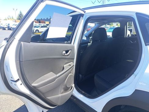 Used 2022 Hyundai Kona SEL w/ Convenience Package AWD/4WD image 12