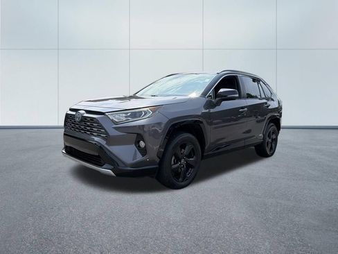 Used 2019 Toyota RAV4 XSE w/ Carpet Mat Package AWD/4WD image 2
