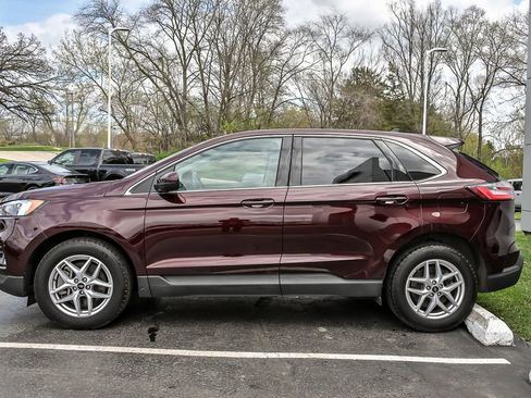 Certified 2024 Ford Edge SEL w/ Convenience Package image 6