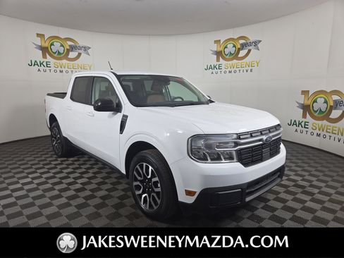 Used 2024 Ford Maverick Lariat image 1