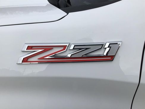 Used 2023 Chevrolet Silverado 1500 Custom Trail Boss image 18