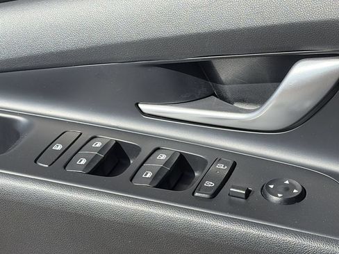 Certified 2024 Hyundai Elantra SEL FWD image 20