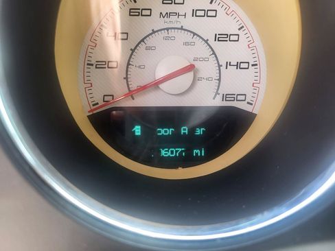 Used 2013 Dodge Challenger R/T RWD image 59