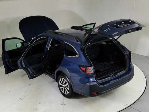 Used 2023 Subaru Outback Premium image 45