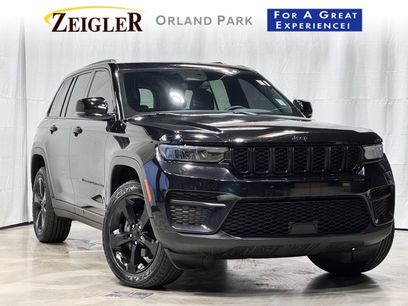Used 2023 Jeep Grand Cherokee Altitude
