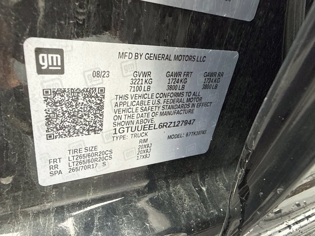 Used 2024 GMC Sierra 1500 AT4 w/ AT4 Preferred Package AWD/4WD image 10