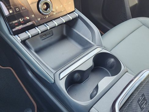 New 2026 GMC Terrain AT4 w/ Convenience Package III image 32