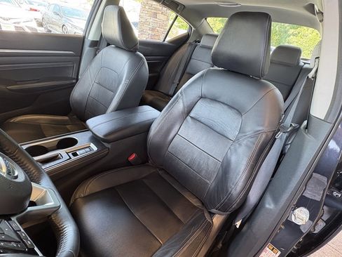 Used 2019 Nissan Altima 2.5 SL FWD image 24