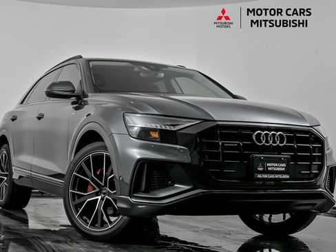 Used 2019 Audi Q8 Premium Plus w/ Premium Plus image 1