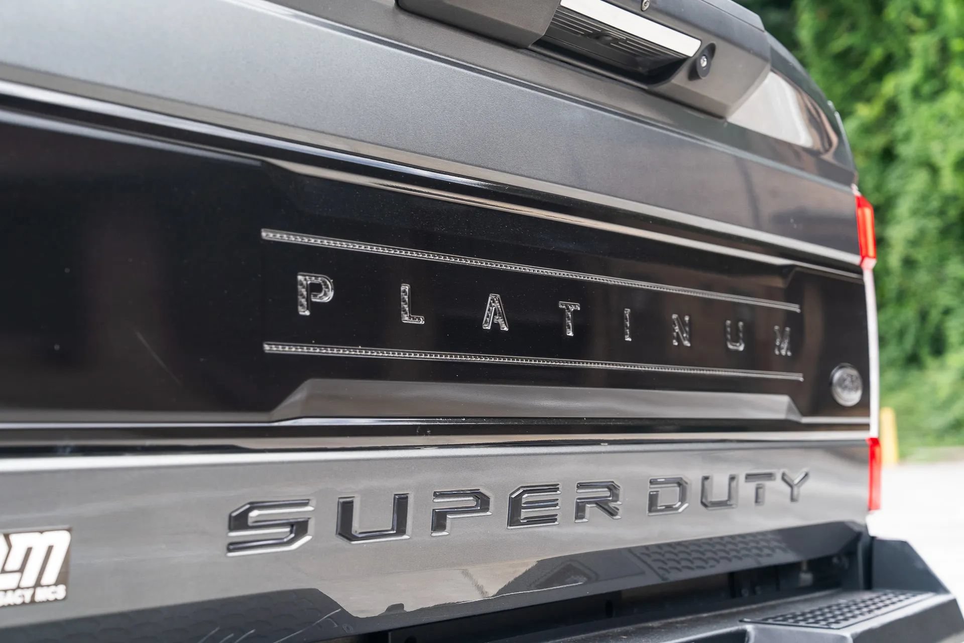 Used 2019 Ford F350 Platinum w/ Platinum Ultimate Package AWD/4WD image 17