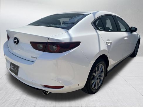 Used 2024 MAZDA MAZDA3 s FWD image 9