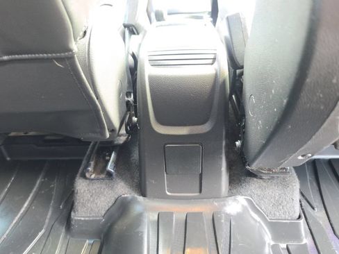 Used 2018 Buick Encore Sport Touring FWD image 28