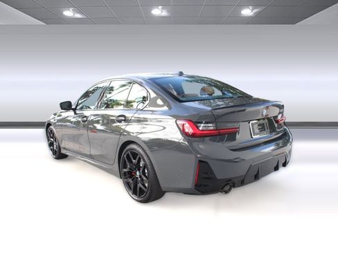 Used 2026 BMW 330i Sedan w/ M Sport Package RWD image 3