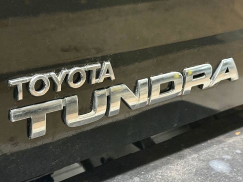 Used 2010 Toyota Tundra 4x4 Double Cab Long Bed image 13