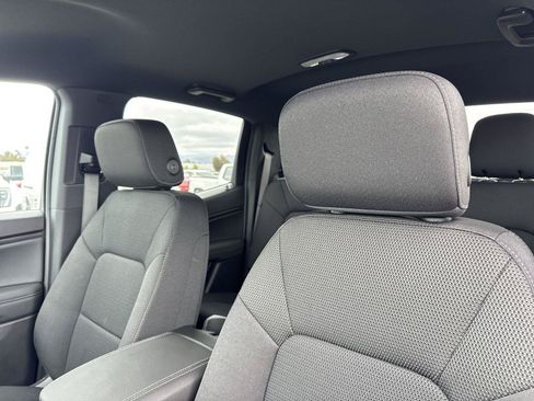 New 2026 GMC Canyon Elevation w/ LPO, Black Badging Package RWD image 21