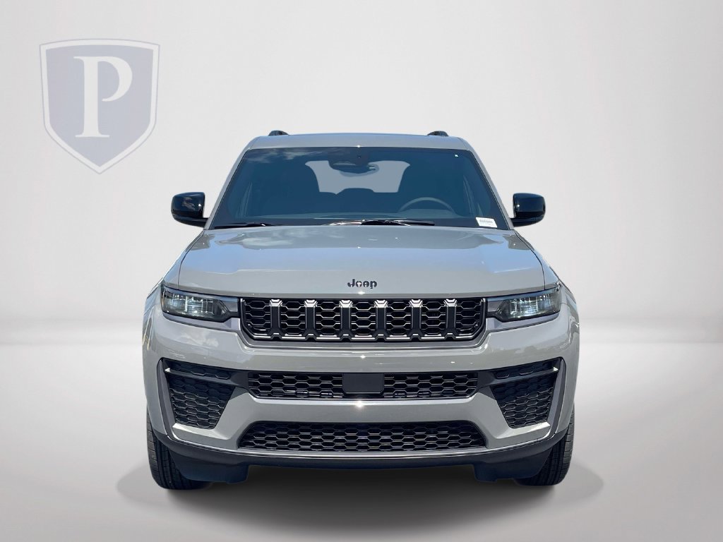 New 2027 Jeep Grand Cherokee 4WD image 3