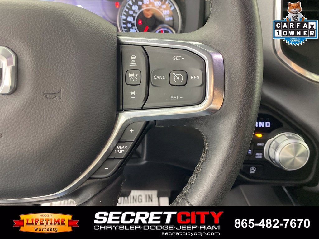 Used 2025 RAM 1500 Laramie AWD/4WD image 15