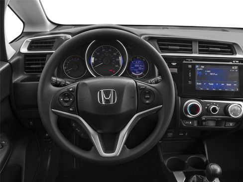 Used 2017 Honda Fit EX image 2