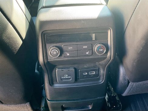 Used 2023 GMC Acadia AT4 w/ Technology Package image 27