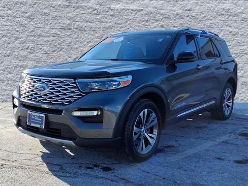 Certified 2020 Ford Explorer Platinum image 3