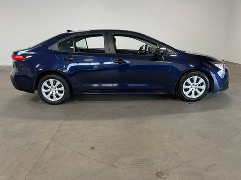 Used 2024 Toyota Corolla LE FWD image 2