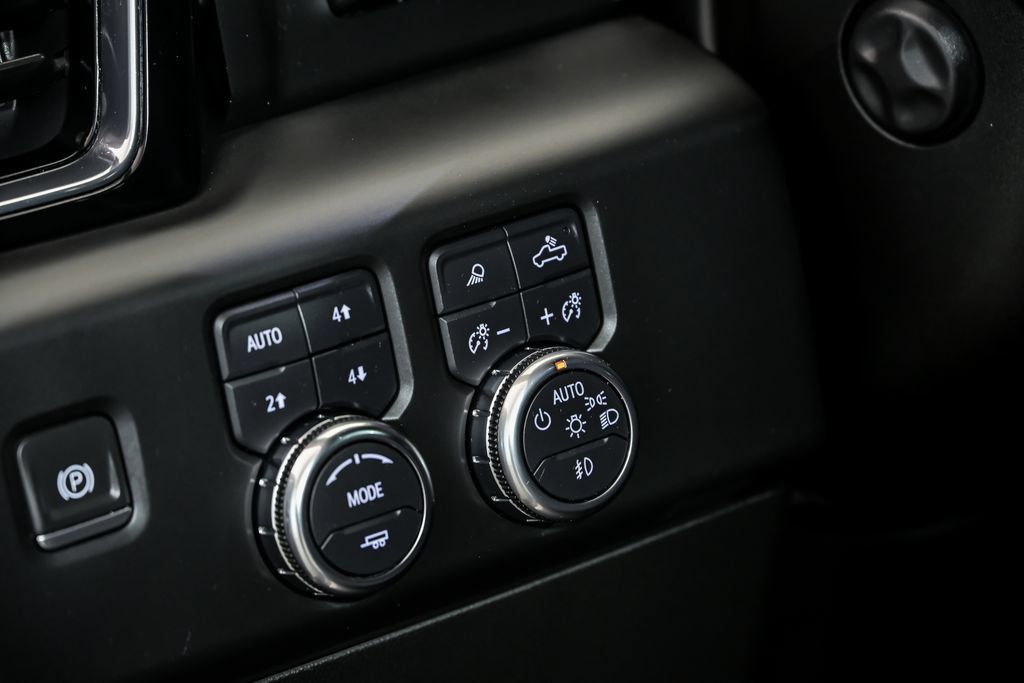 Used 2024 GMC Sierra 1500 Denali AWD/4WD image 20