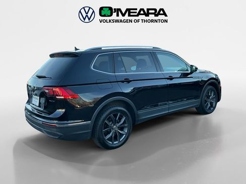 Used 2022 Volkswagen Tiguan SE w/ Panoramic Sunroof Package image 5