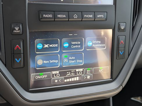 Used 2024 Subaru Crosstrek 2.0i image 24